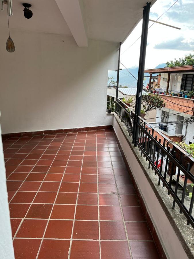 Apartamento En El Poblado Cerca Universidad Ces *